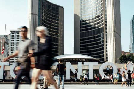 Toronto: Private Small Group City Tour with Local Guide